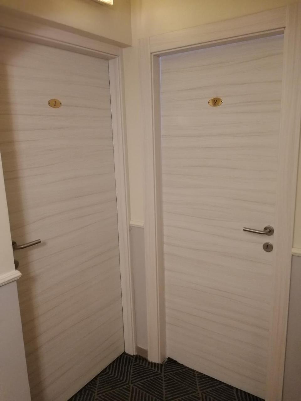 מלון פירנצה Residenza Le Rondini מראה חיצוני תמונה